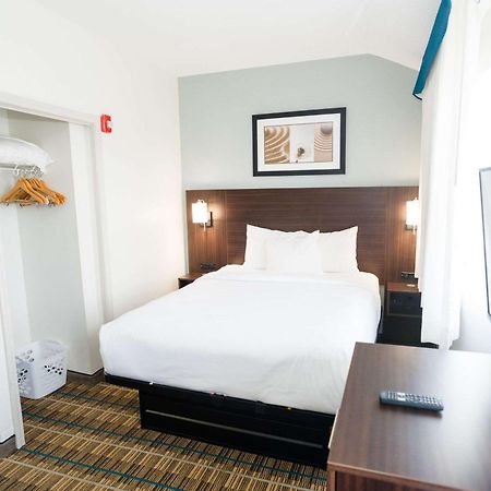 Mainstay Suites Knoxville Airport Alcoa Exterior photo